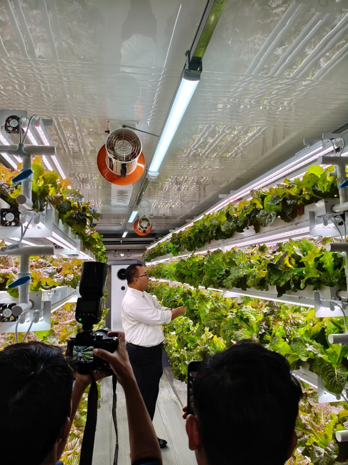 IPB University Rector visit to Akar Farms container in IPB